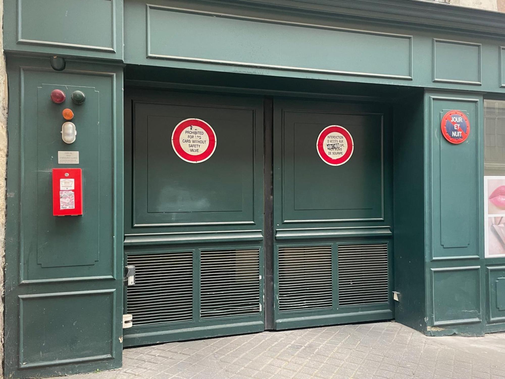 Appartamento Prince's Terrace 2 Bdr Bth Ac Lift Terrace Garage Odéon Luxembourg