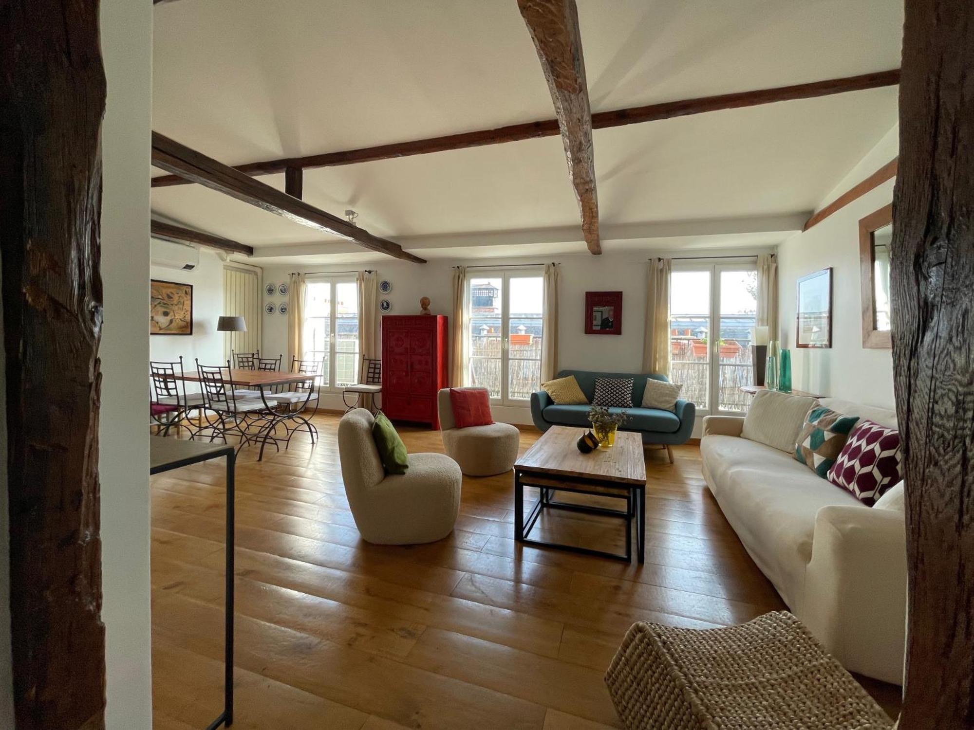 Apartment 2 E Bagni Aria Condizionata Ascensore Garage Odeon